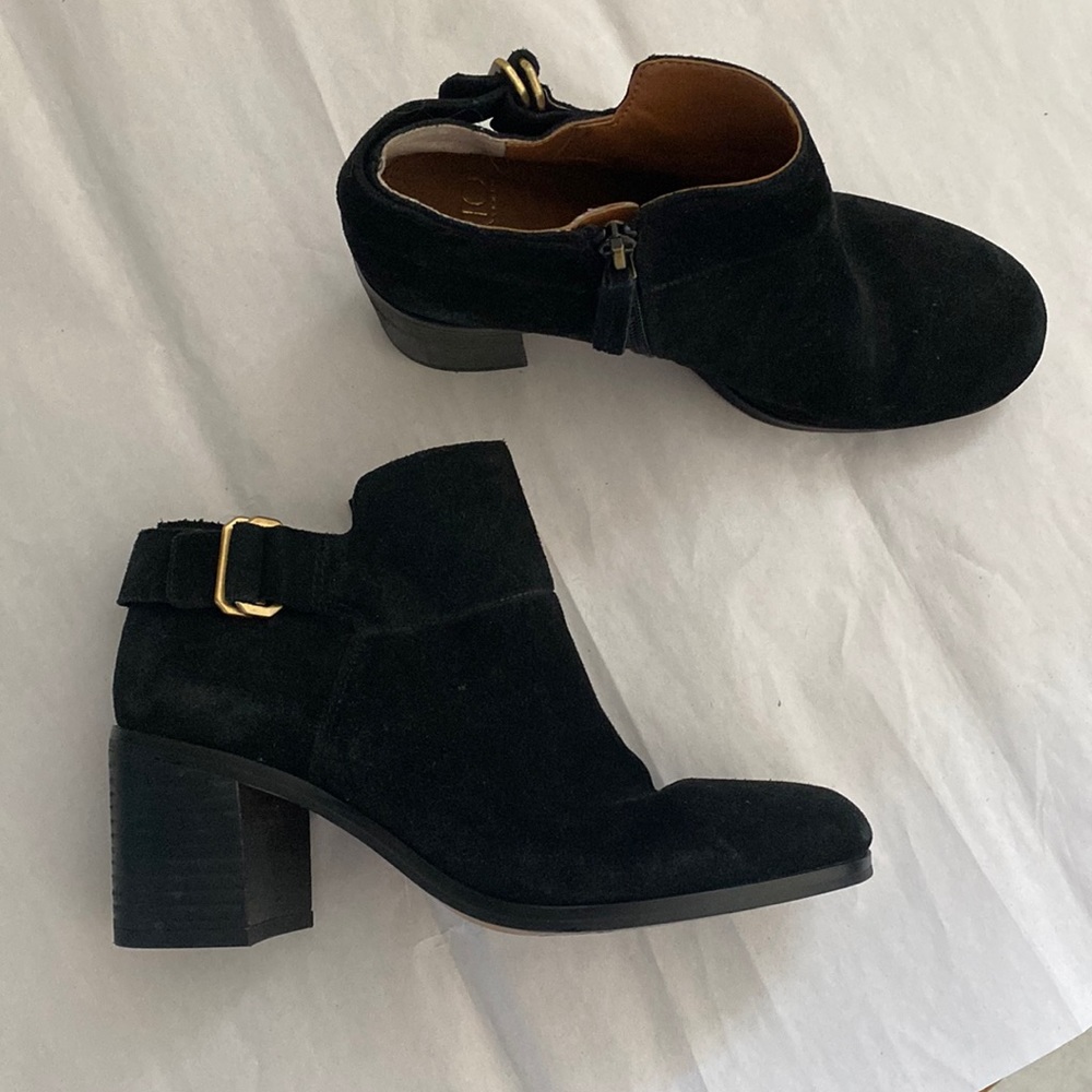 Sarto Franco Sarto ankle heel booties size 6.5